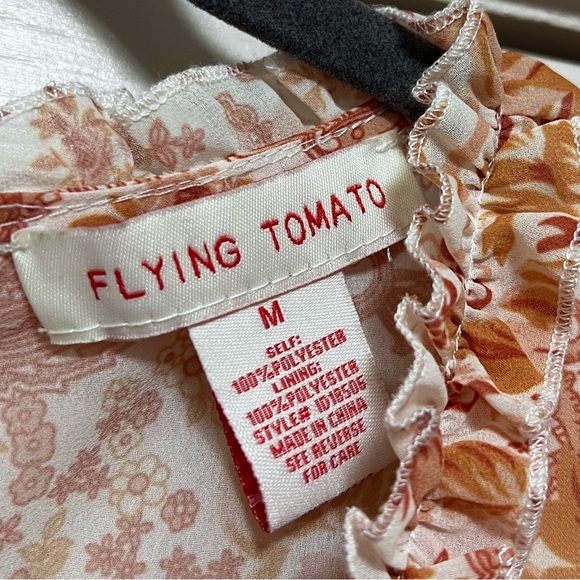 Flying Tomato Long Sleeve Lined Short mini Dress. Size medium. Flowy floral - Picture 2 of 5